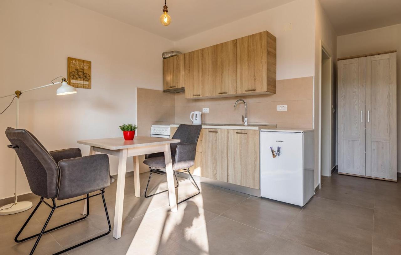 Apartments Pimpinella Premantura Εξωτερικό φωτογραφία