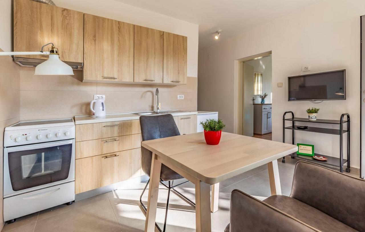 Apartments Pimpinella Premantura Εξωτερικό φωτογραφία